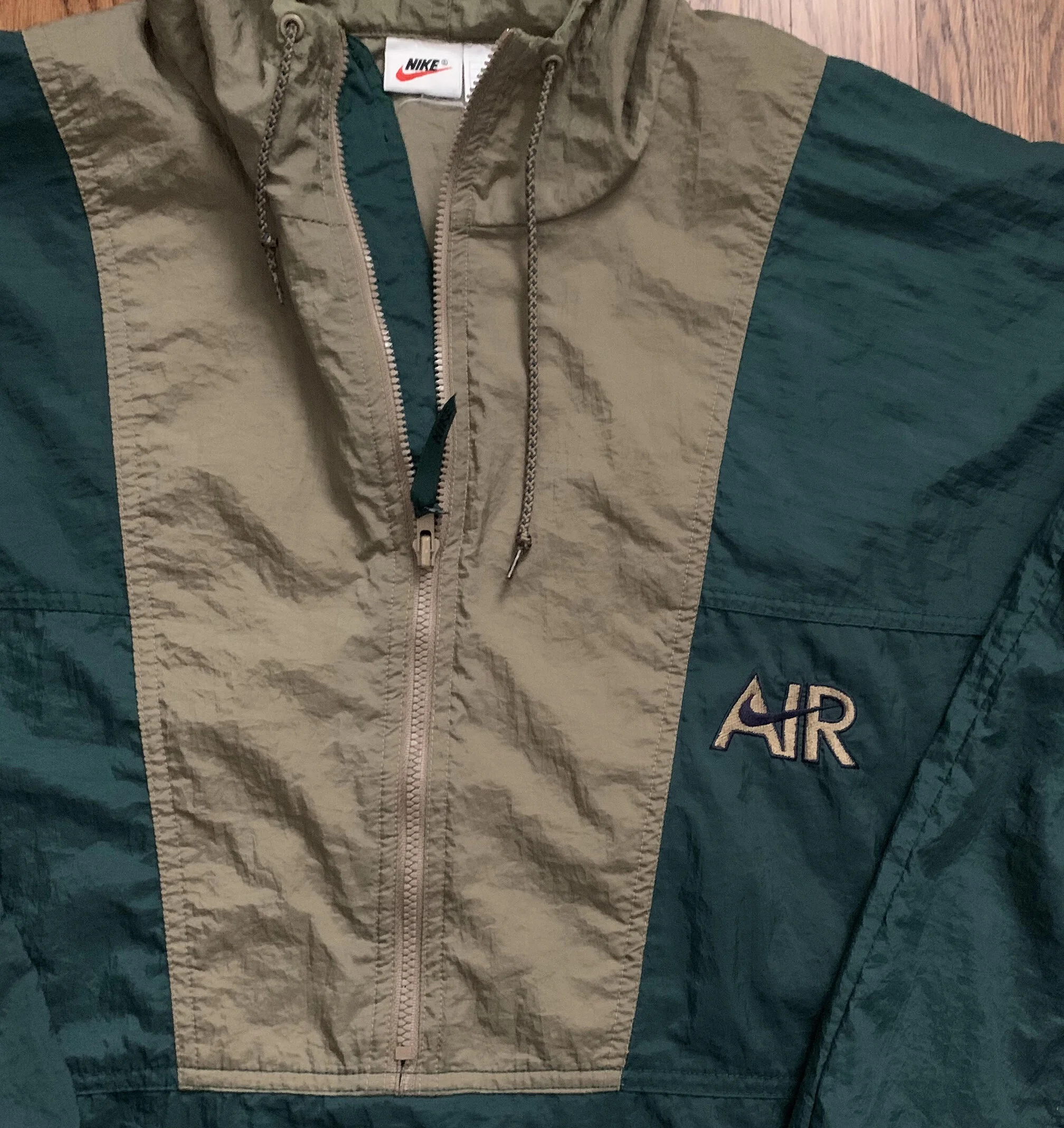vintage nike air windbreaker