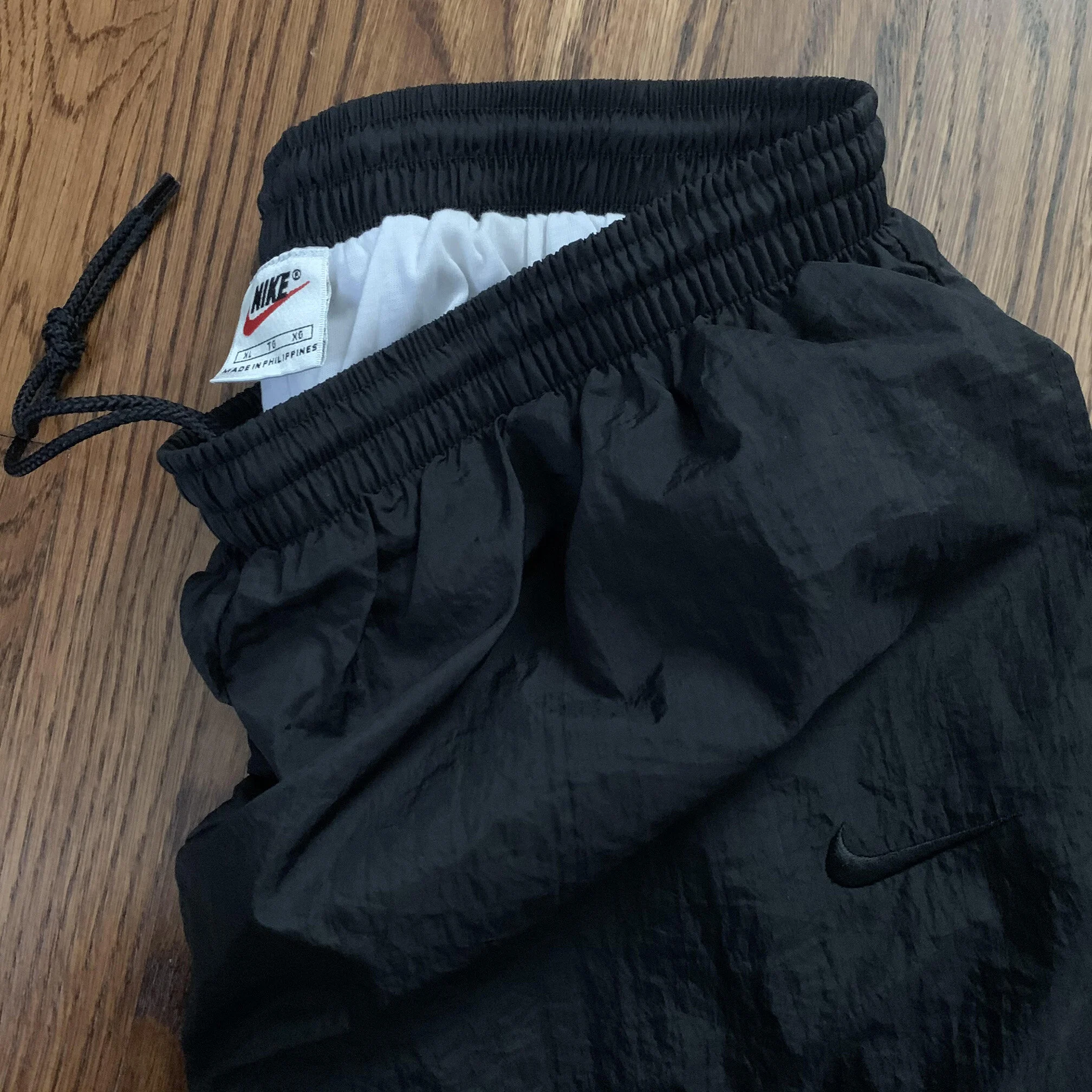 Nike Swoosh logo .jpg