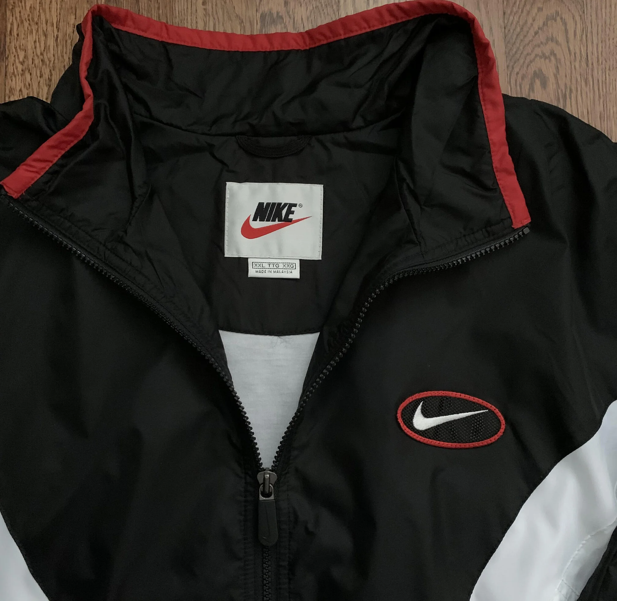 Vintage Nike Black / White / Red Jacket 