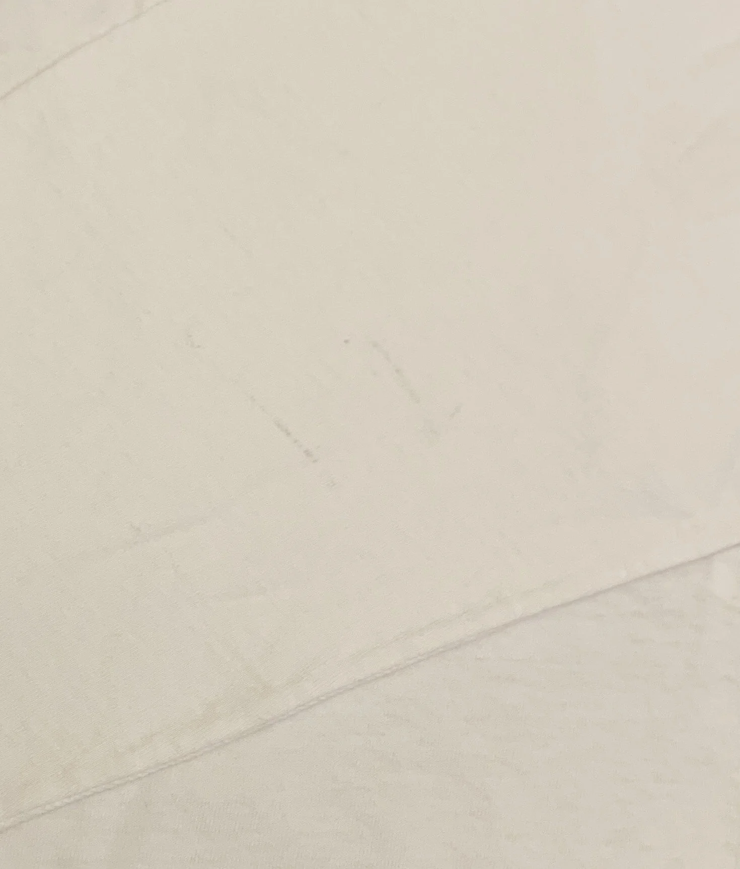 marks on sleeve .jpg