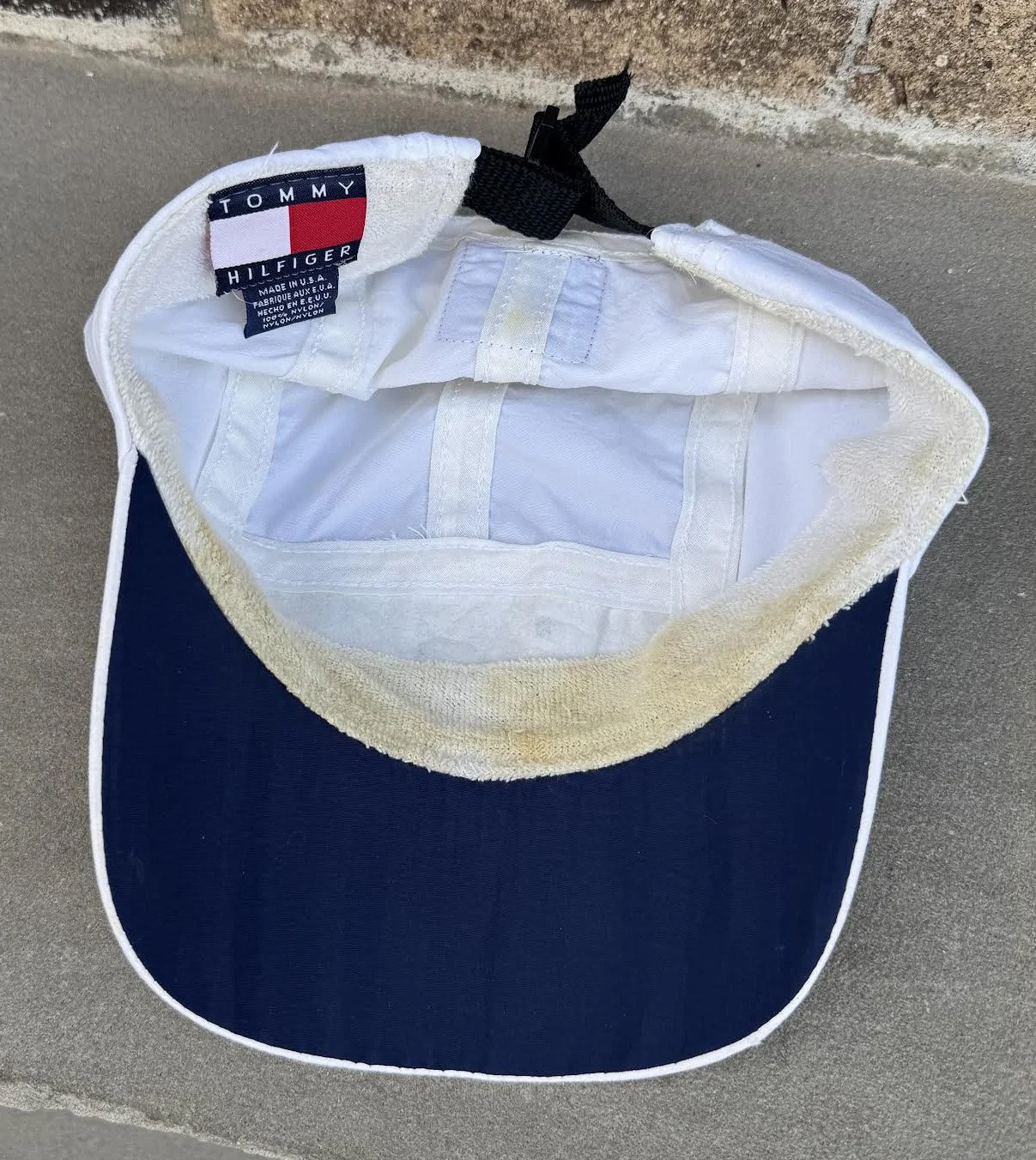 inside of Tommy cap SG.jpg