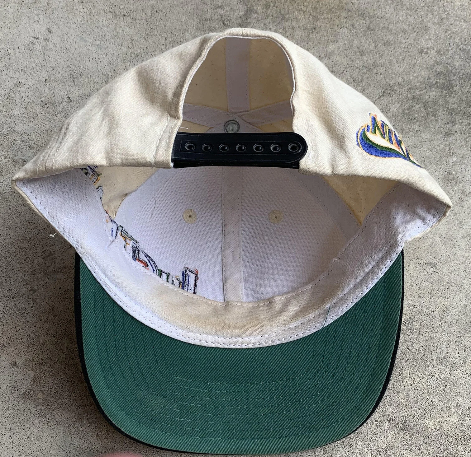 inside of Nike cap .jpg
