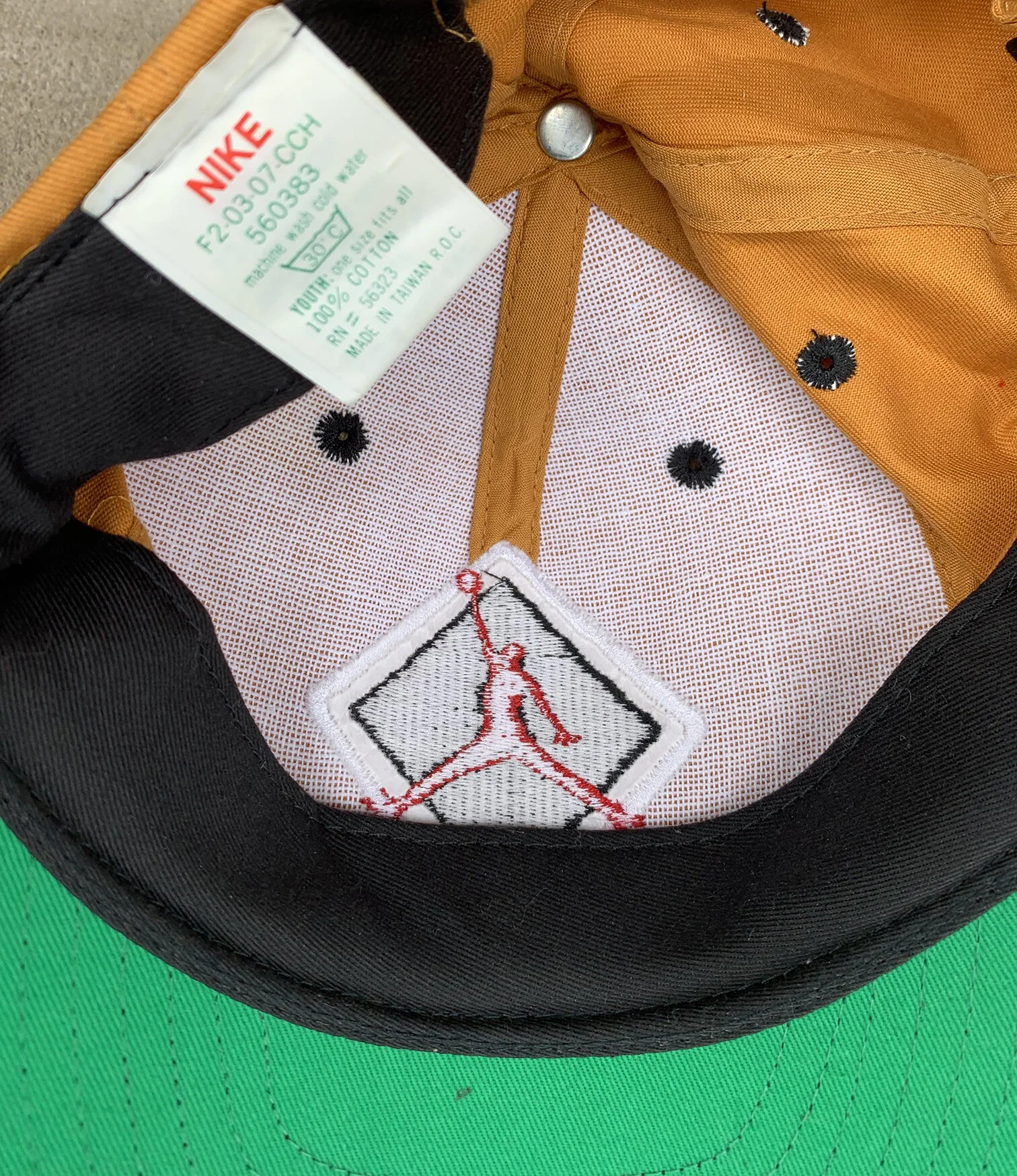 inside of Nike hat .jpg