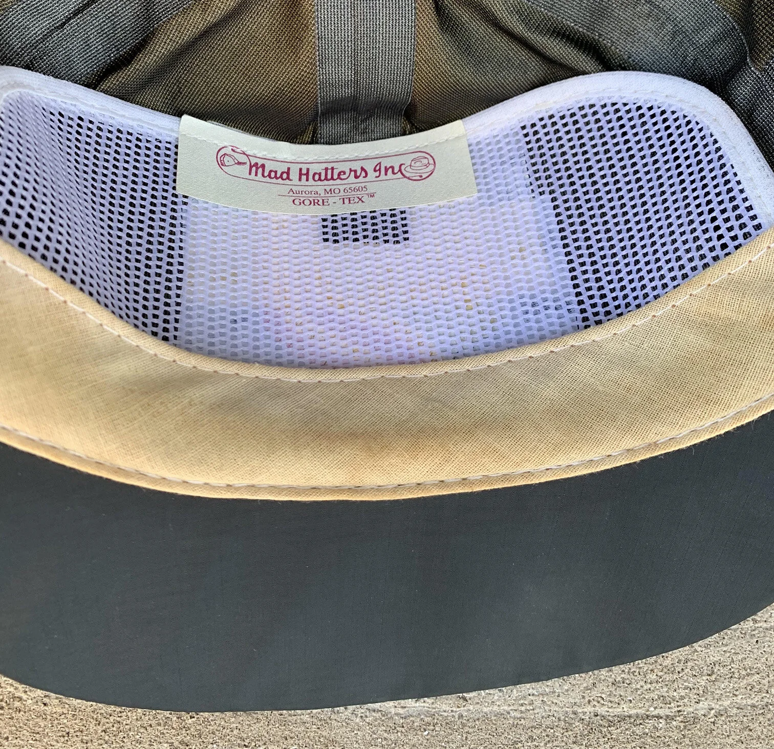 inside of cap .jpg