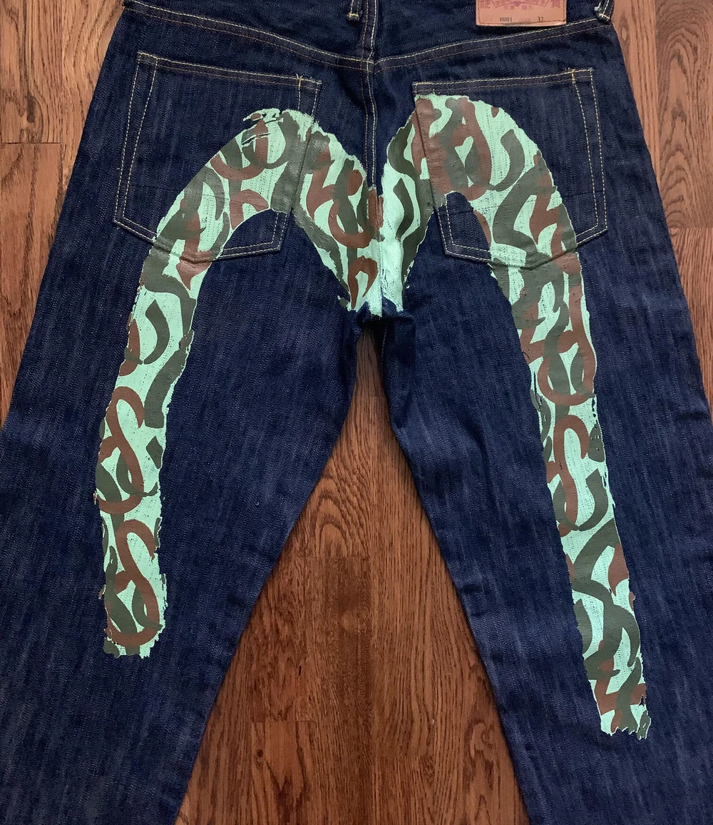 Evisu Big Logo Jeans (Size 32 x 34) — RootsBK
