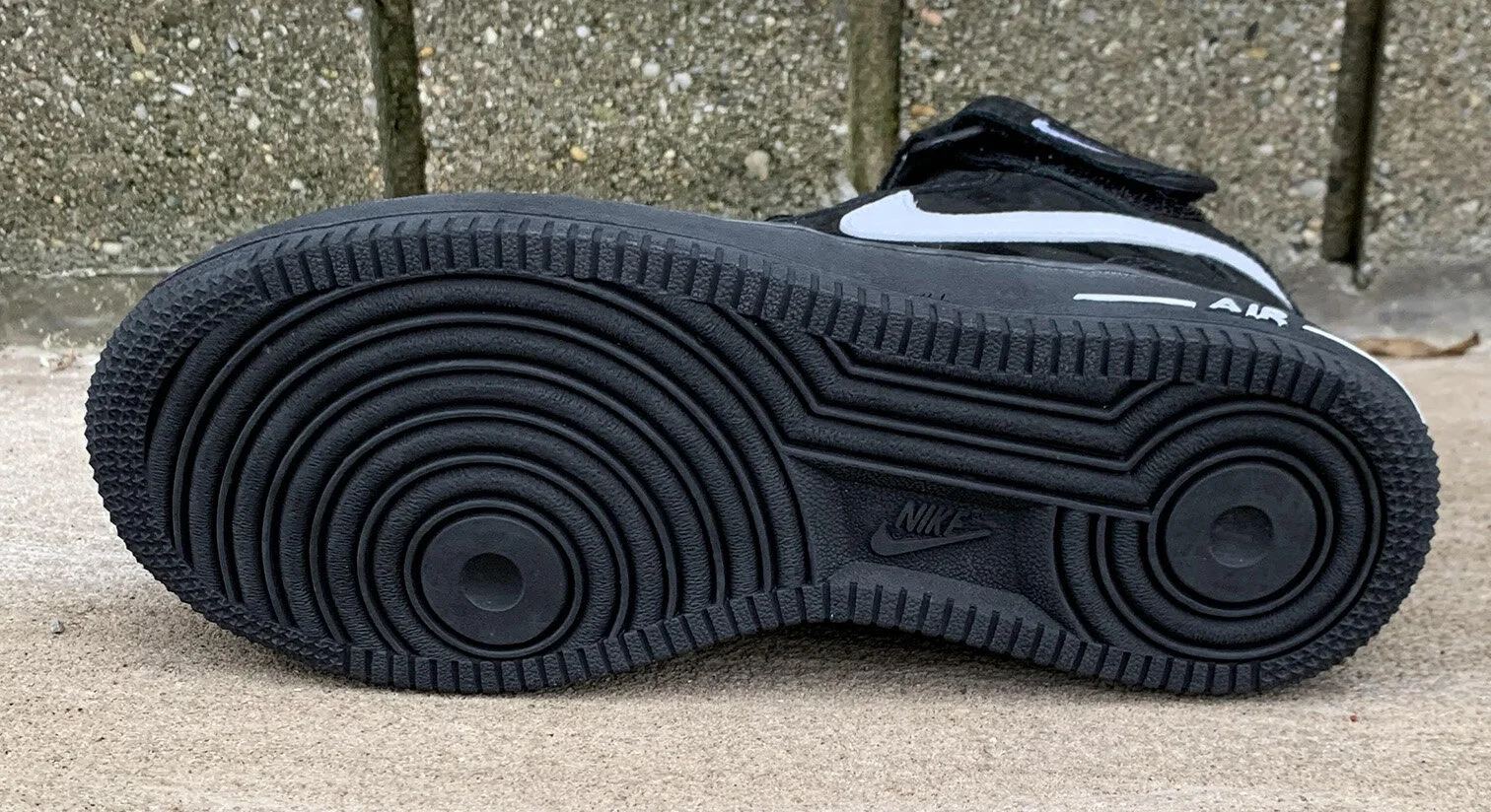 black air force 1 size 5 womens