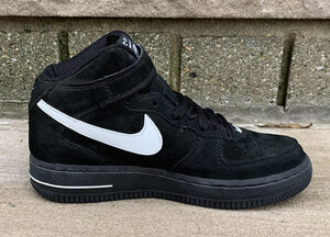 Kids Vintage Nike Air Force 1 Mid SC Black / White Patent Leather (Size 4.5) DS — Roots