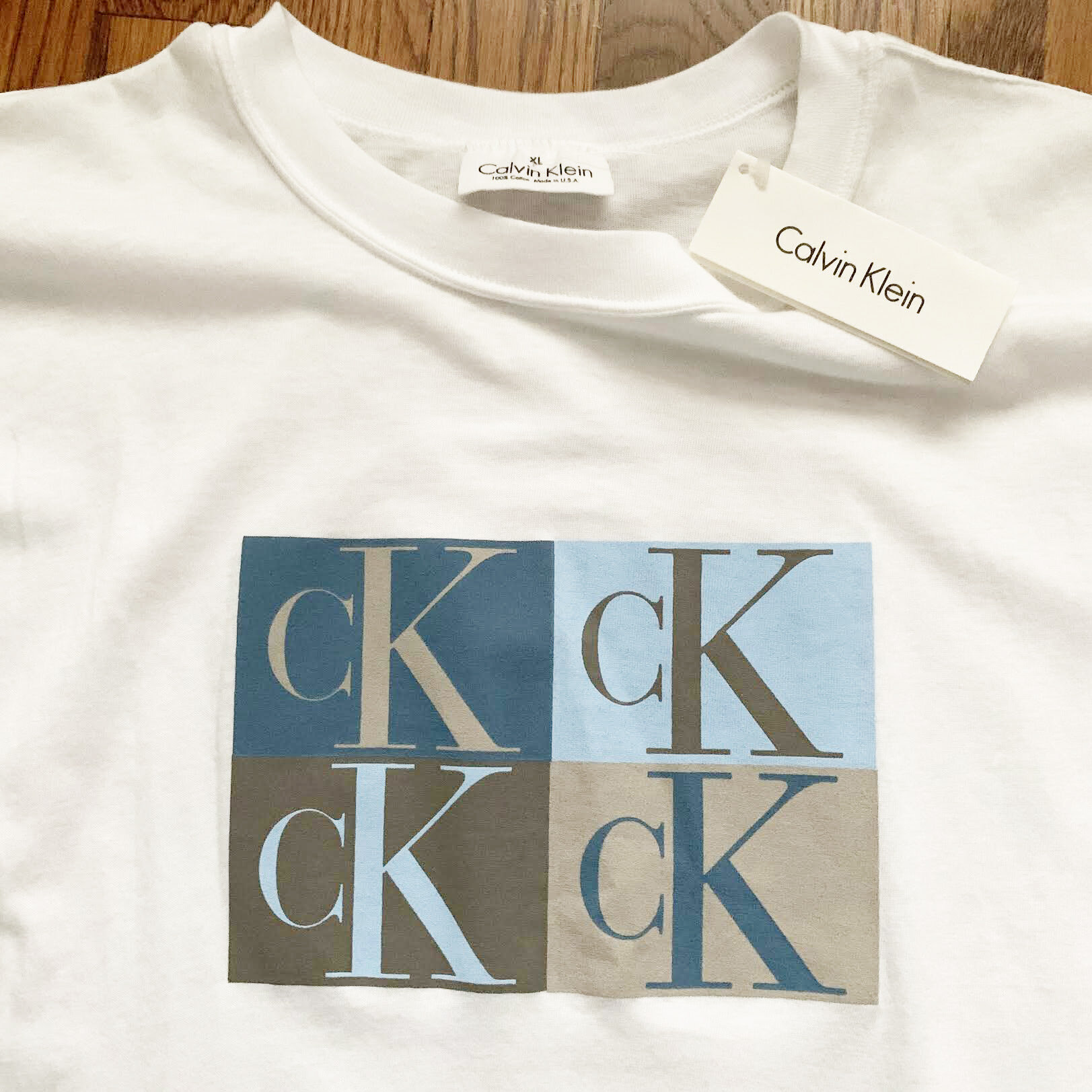 Calvin Klein vintage calvin klein t shirt 