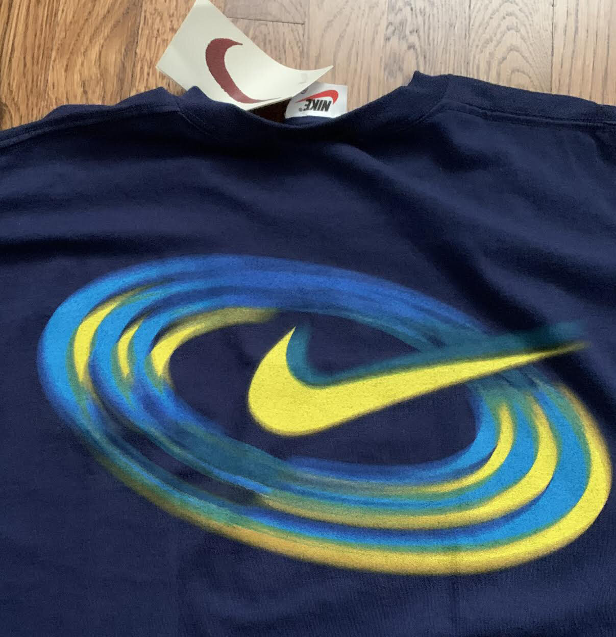 Vintage Nike Bullseye Navy / Yellow T Shirt (Size XL) NWT — Roots