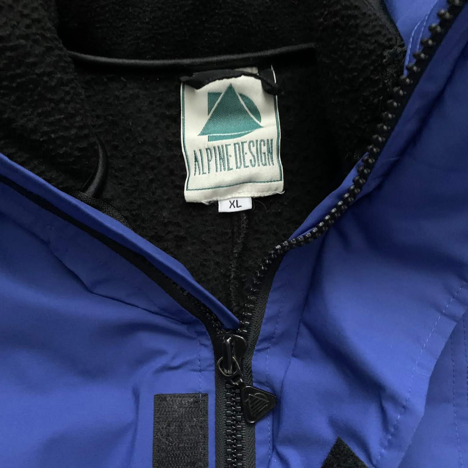 Vintage Alpine Design 3 x 1 Gore-Tex blue jacket