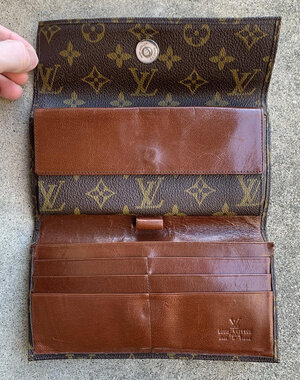 Louis Vuitton Wallet Purse Monogram Brown Woman Authentic Used Y042