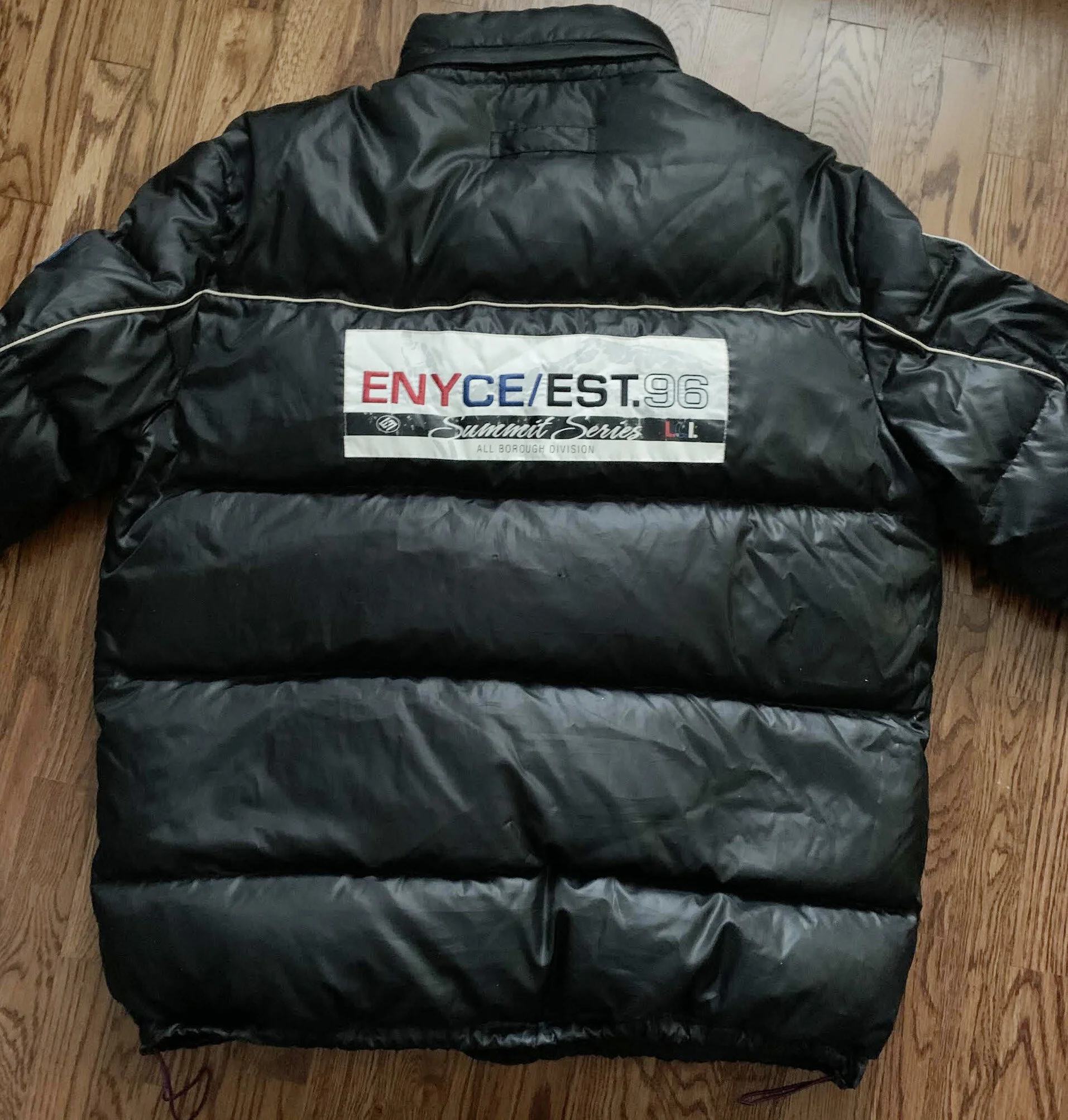 Vintage Enyce Summit Series 96 Bubble Jacket.