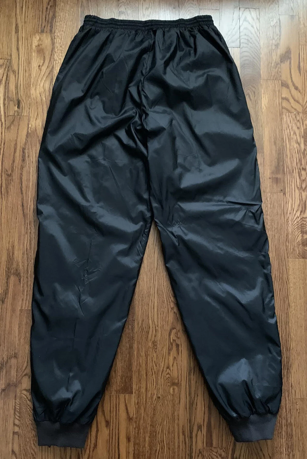 back of Nike Wind pants .jpg