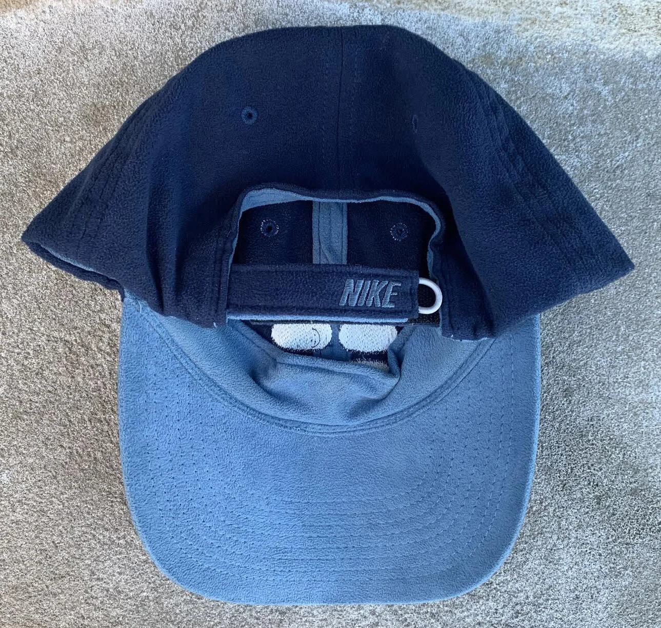 inside of Nike cap .jpg