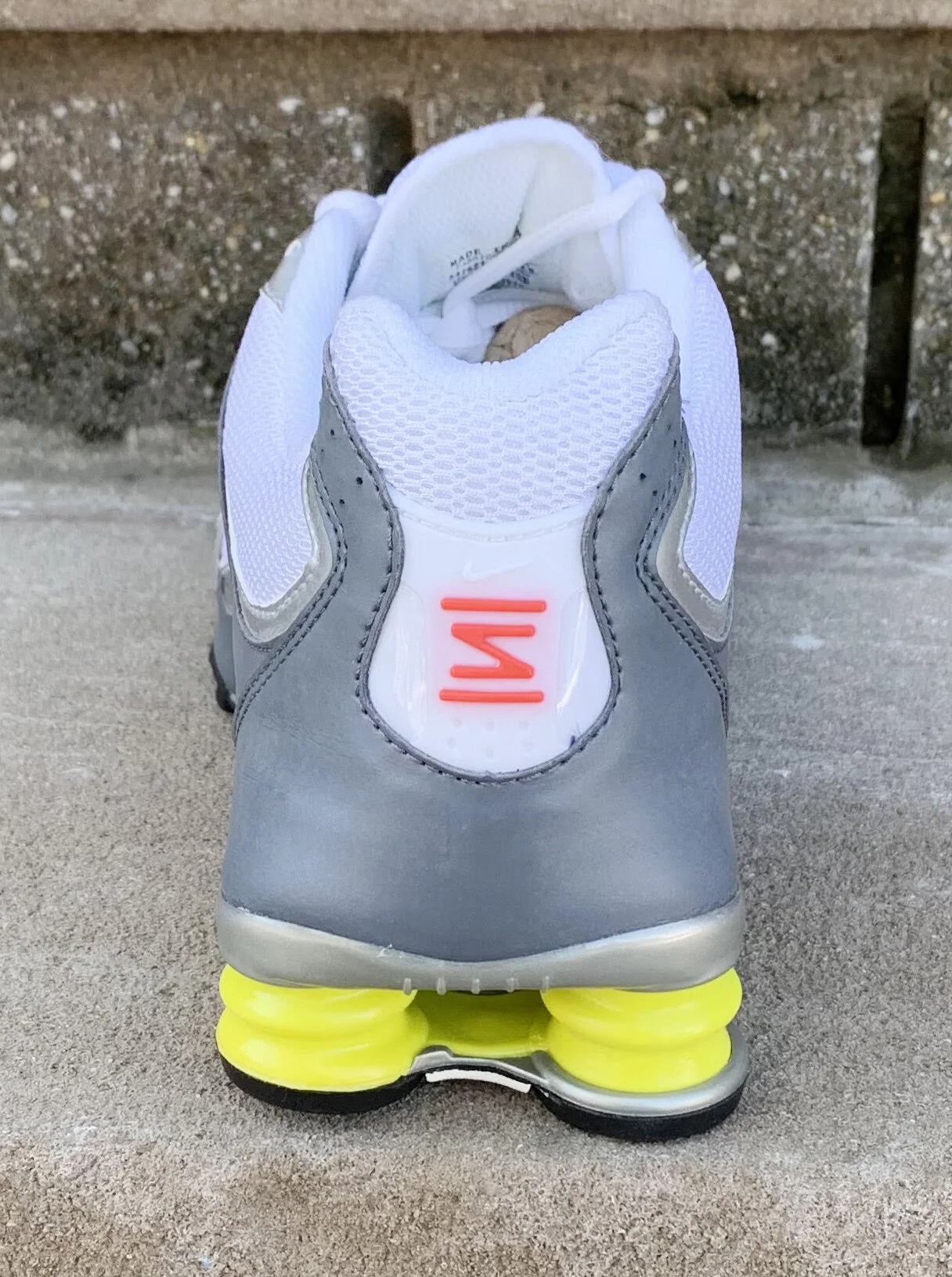 back of Nike Shoox turbo .jpg