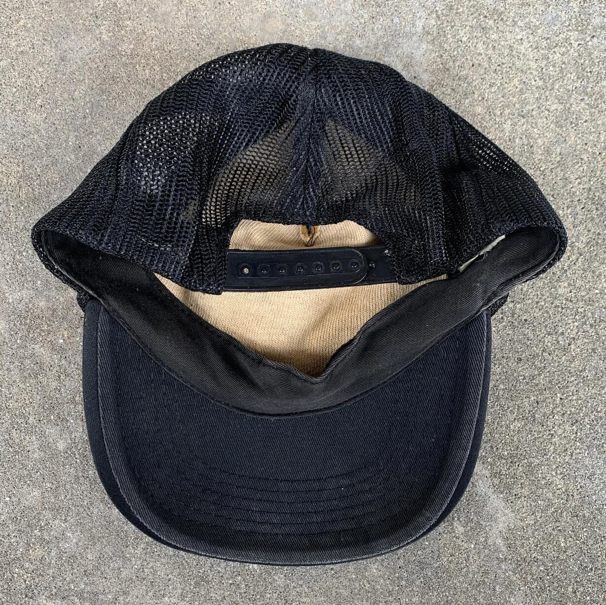 inside of Bulls hat.jpg