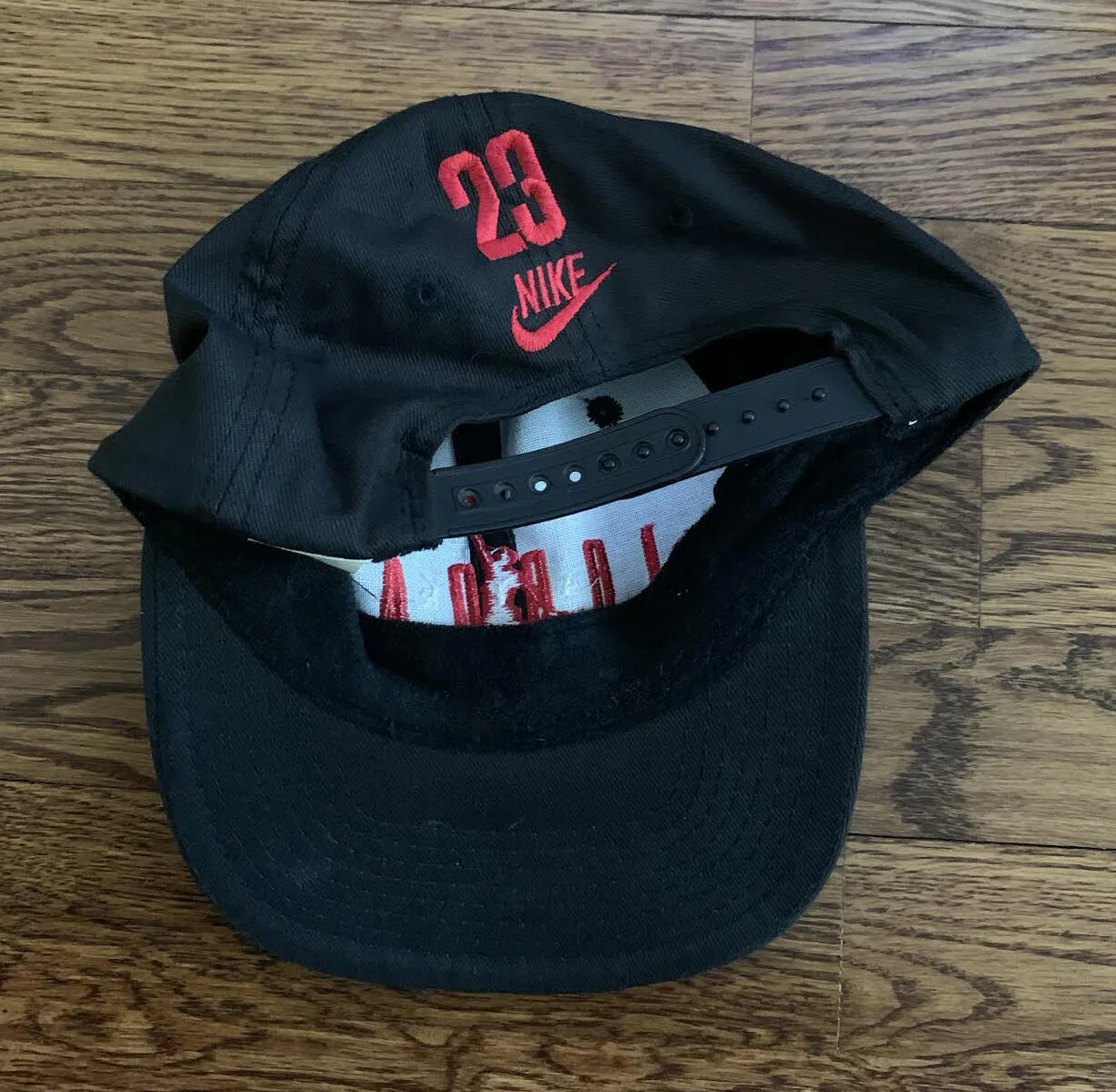 Kids Vintage Nike Air Jordan 7 Black and red snapback