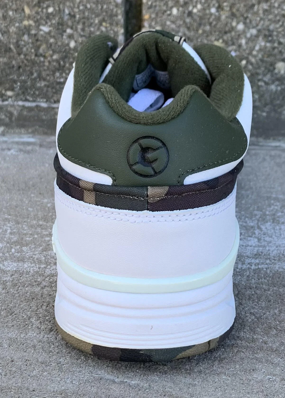 Kids Reebok G Unit 2 White / Camo.