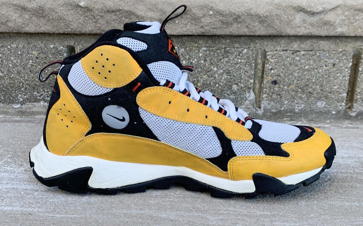 Nike Air Terra Sertig Taxi and Chile