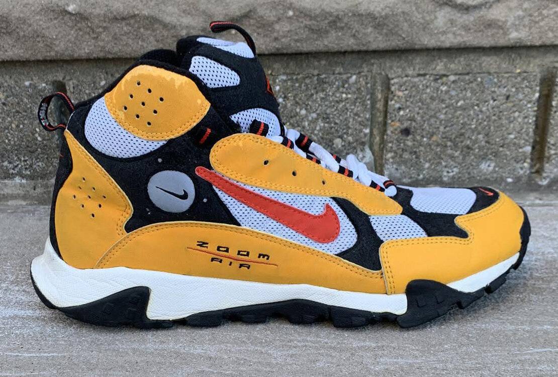 Nike Air Terra Sertig Taxi and Chile