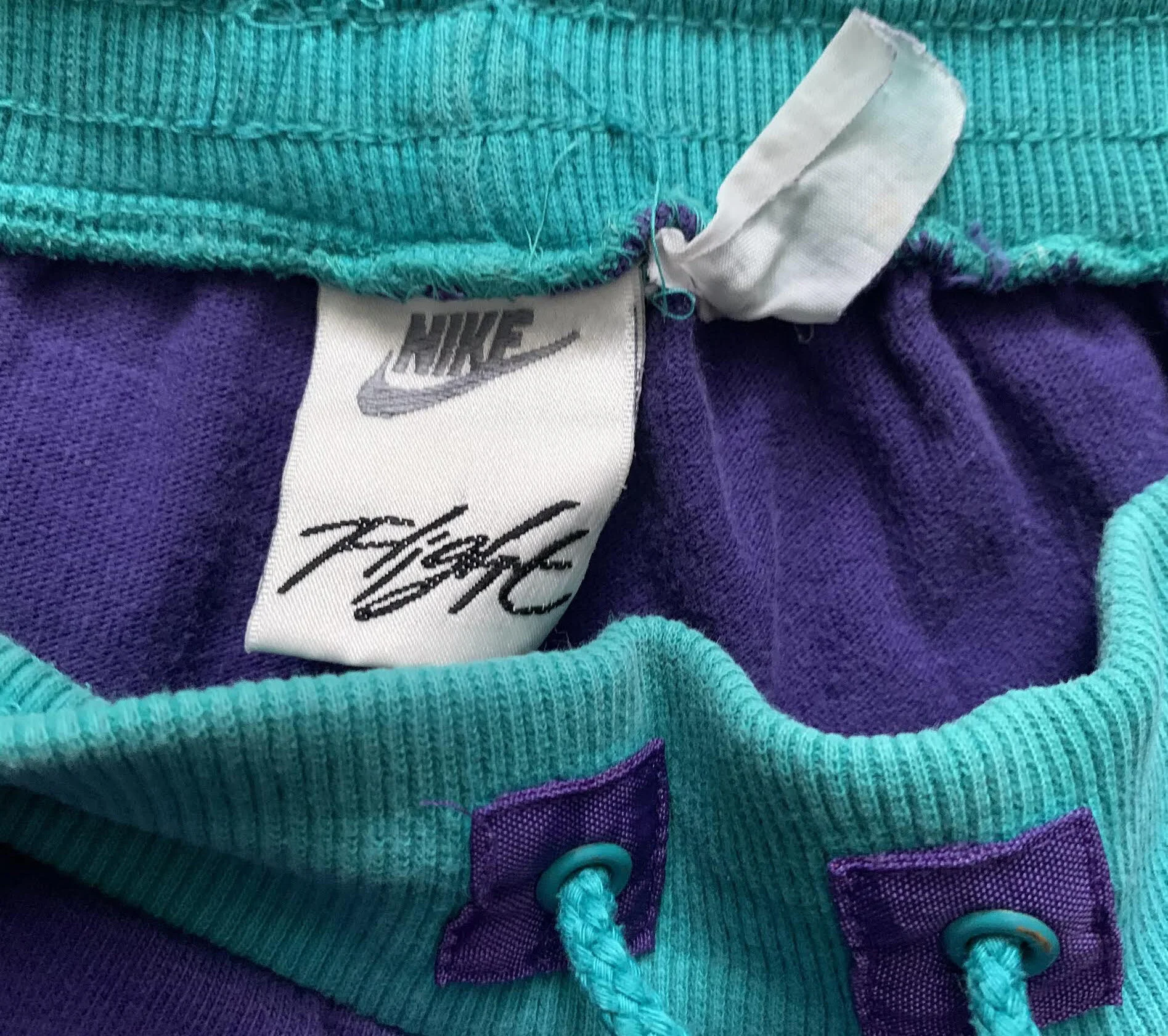 nike flight tag .jpg