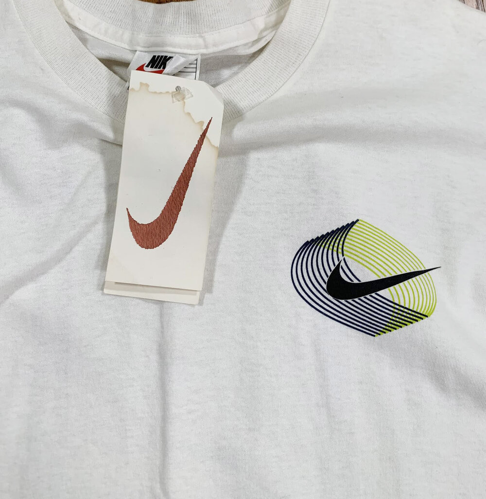 Vintage Nike White / Black / Green Reflective T Shirt NWT — Roots