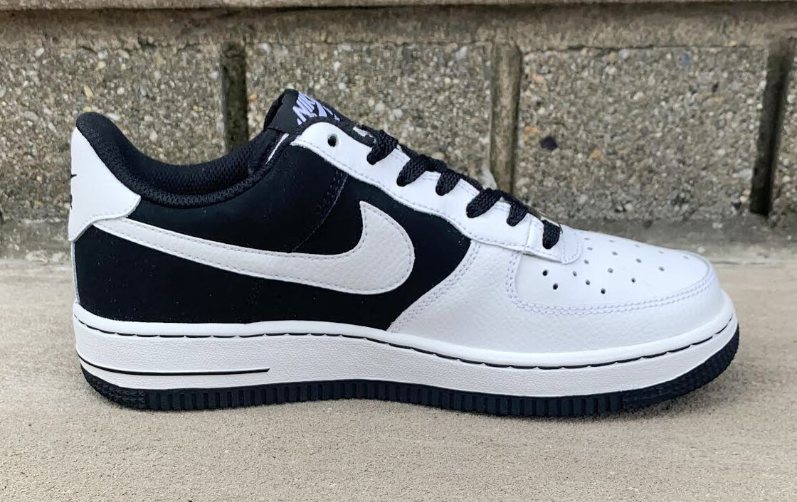 Kids Nike Air Force 1 Low White / Black (Size 5) DS — Roots