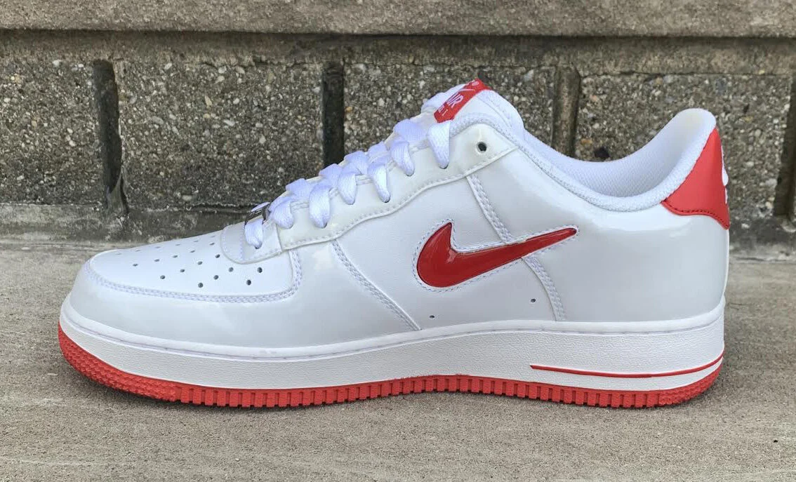 side right foot right .jpg