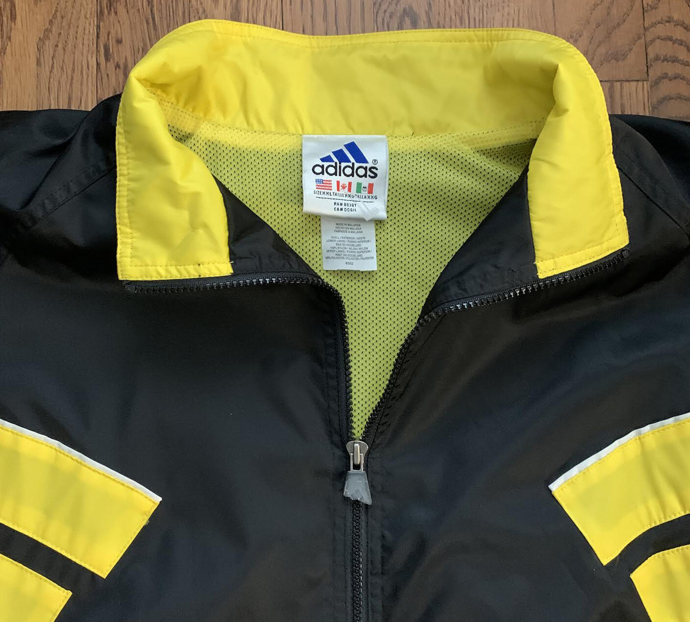 Vintage Black / Yellow Jacket (Size XXL)