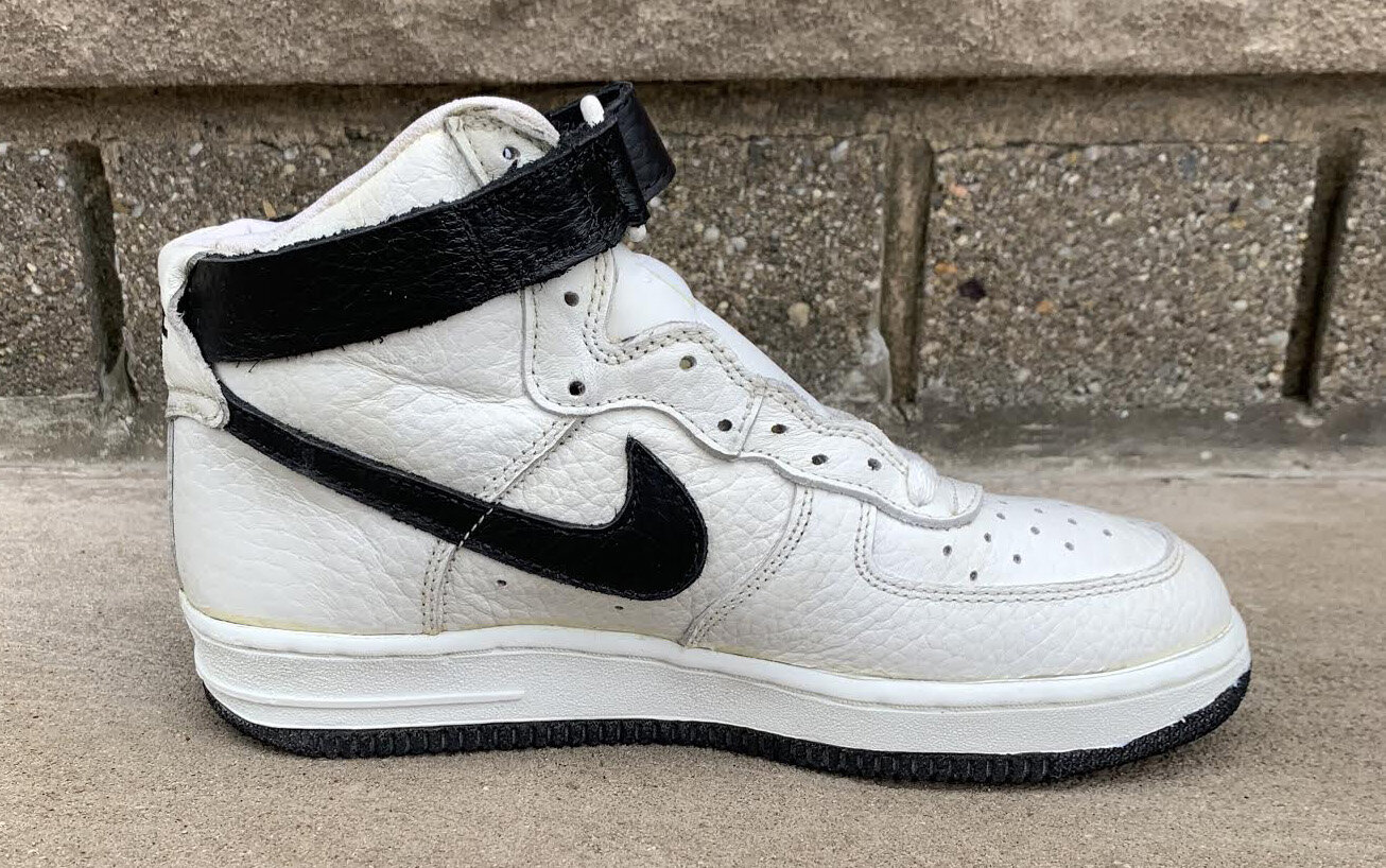 Kids Nike Air Force 1 High White / Black (Size 5) DS — Roots