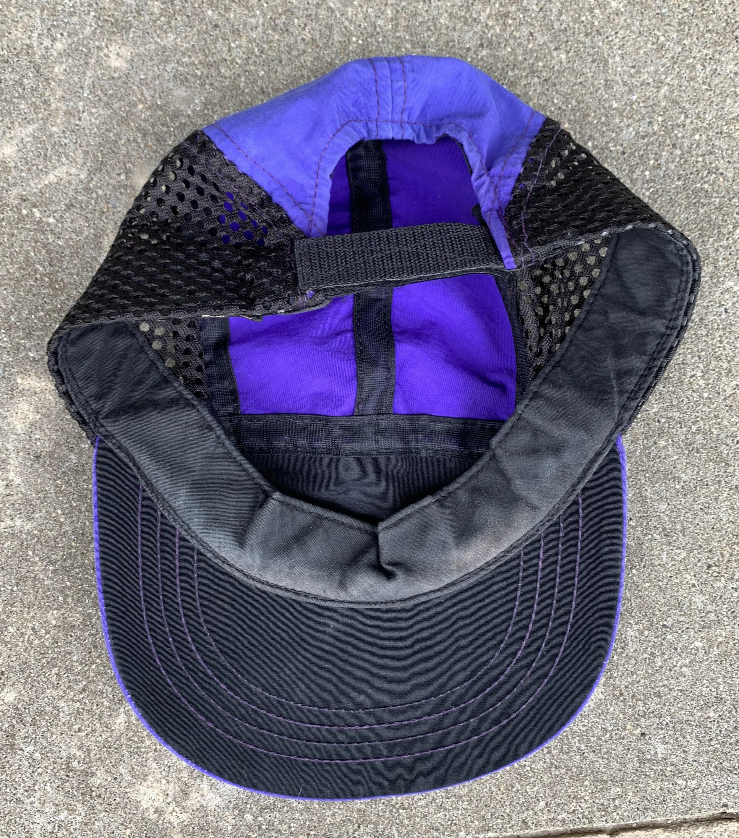 inside of eddie bauer hat .jpg