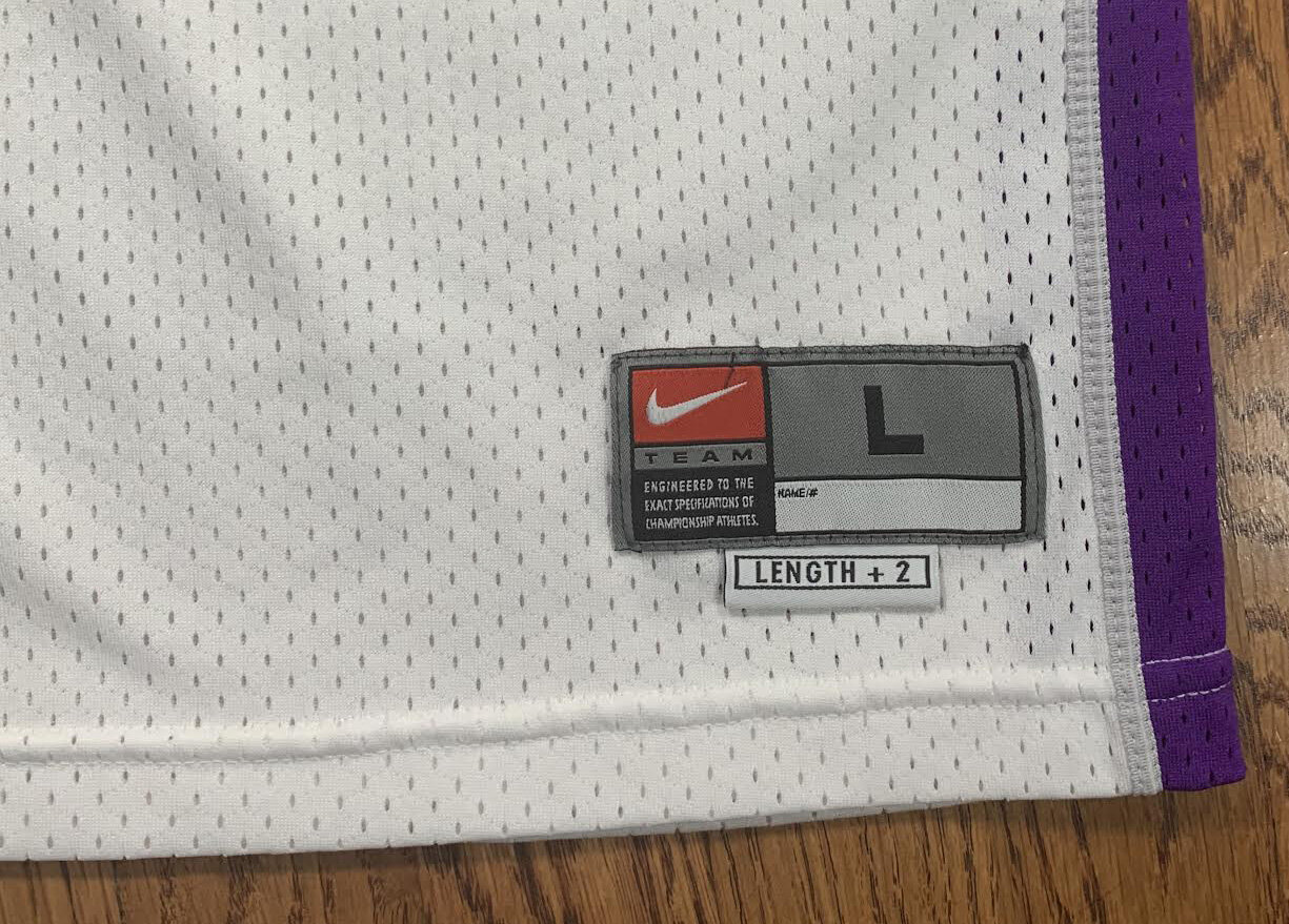 nike tag.jpg