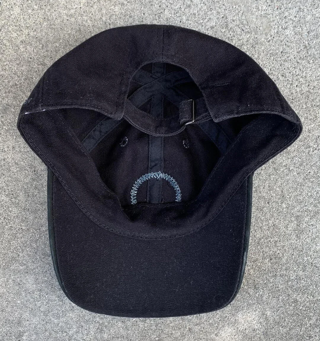 inside of nike hat .jpg