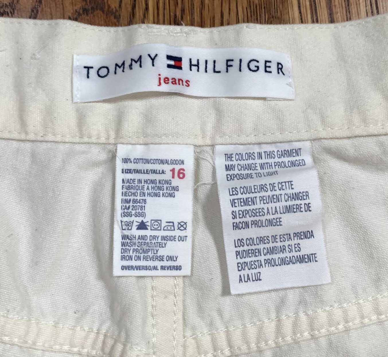 Women's Vintage Tommy Hilfiger Est 1985 USA Flag Pants (Size Women's 16) —  Roots