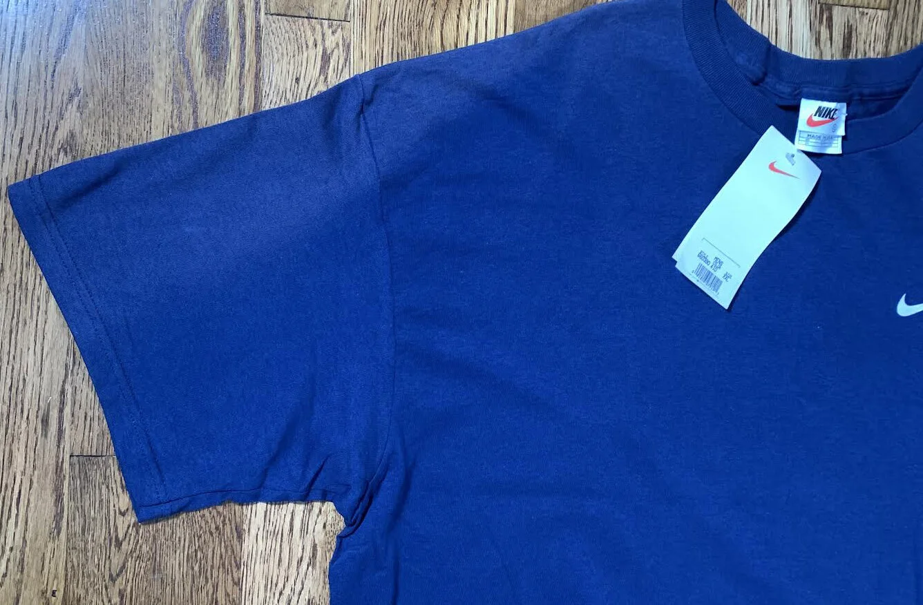 right sleeve .jpg