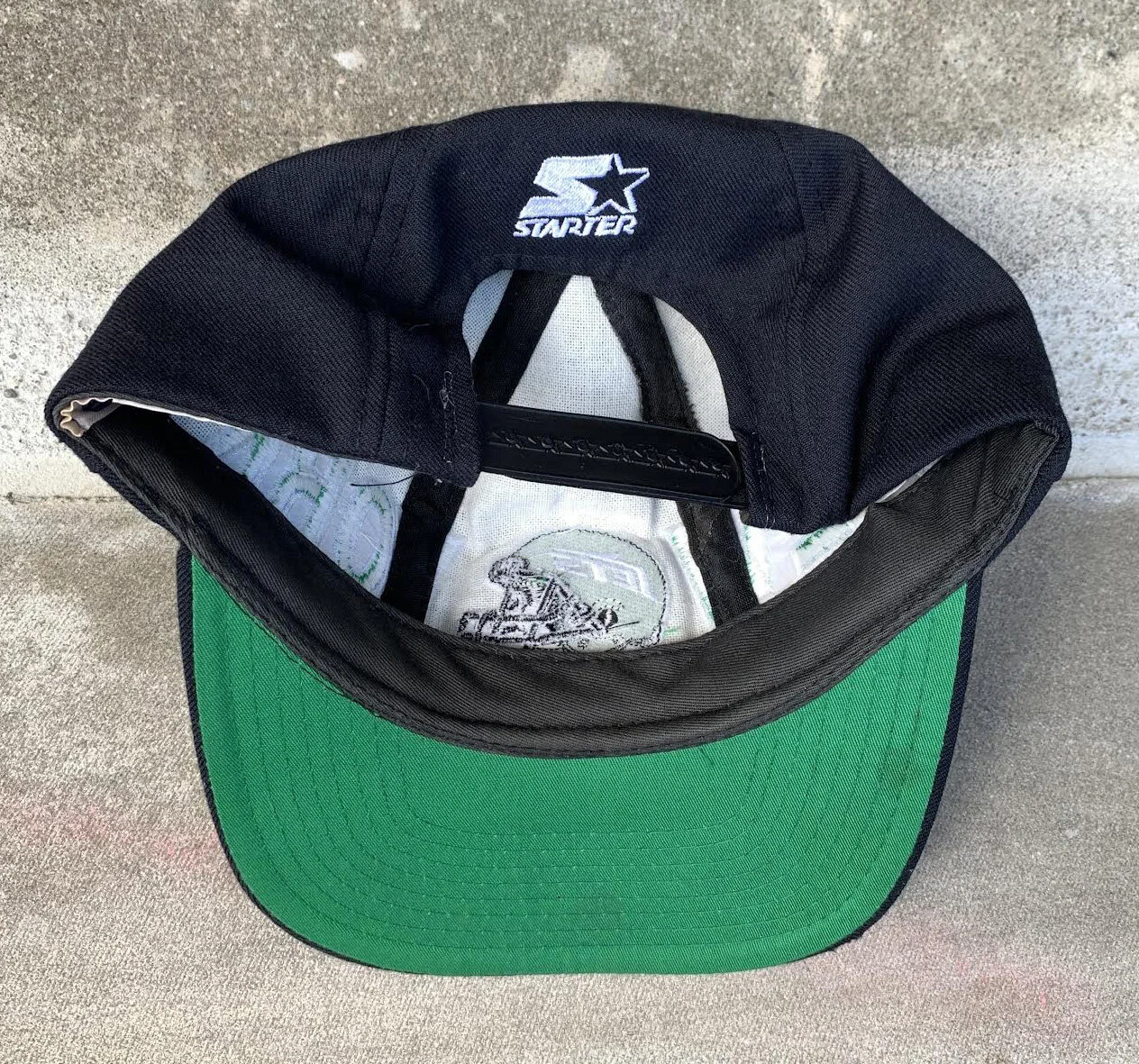inside jets hat.jpg