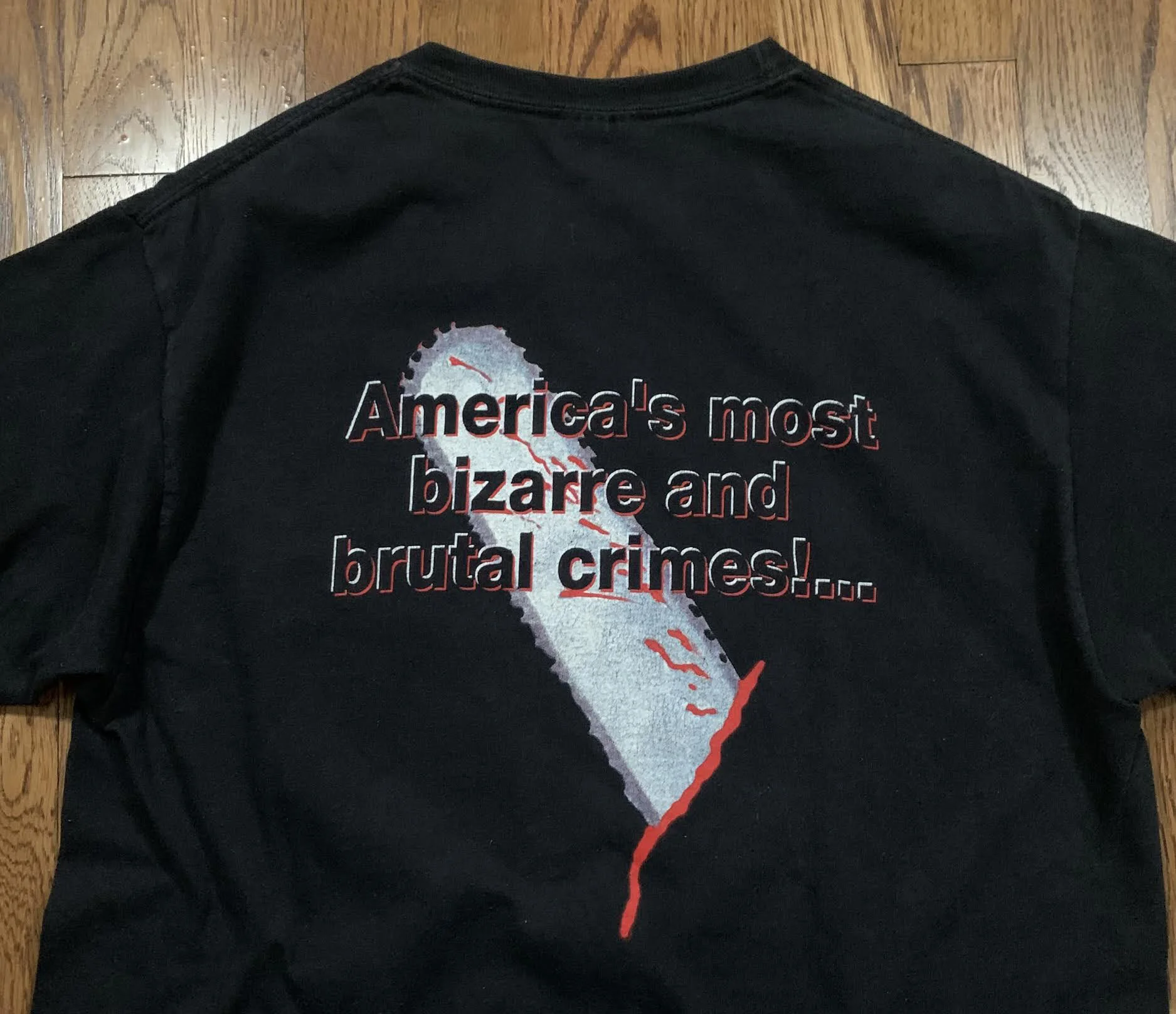 back of americas most bizare crimes tee.jpg