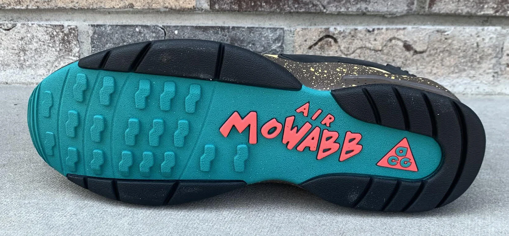 bottom of Mowabb .jpg