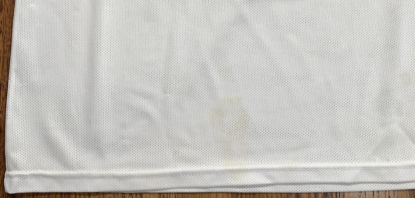 spots on bottom front .jpg