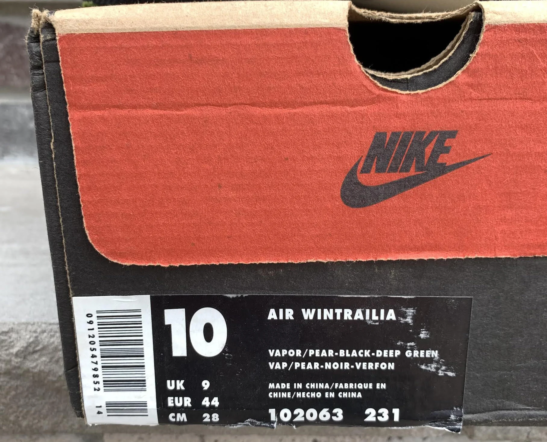 size 10 box .jpg