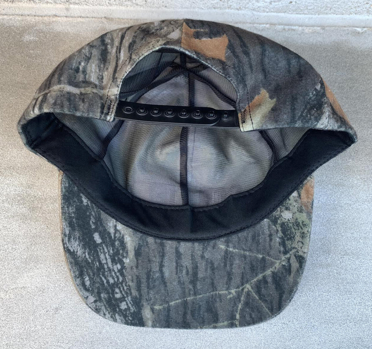 inside of gore hat.jpg