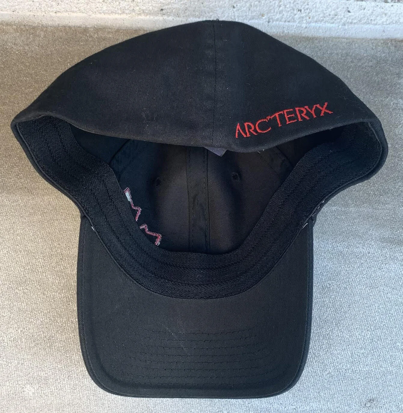 inside of arc hat .jpg