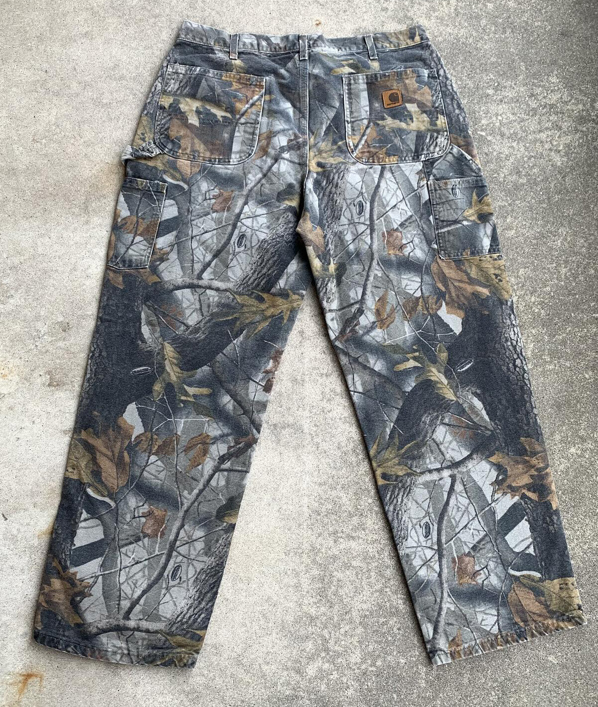Carhartt x Realtree Cargo Pants (Size 38 x 30) — Roots