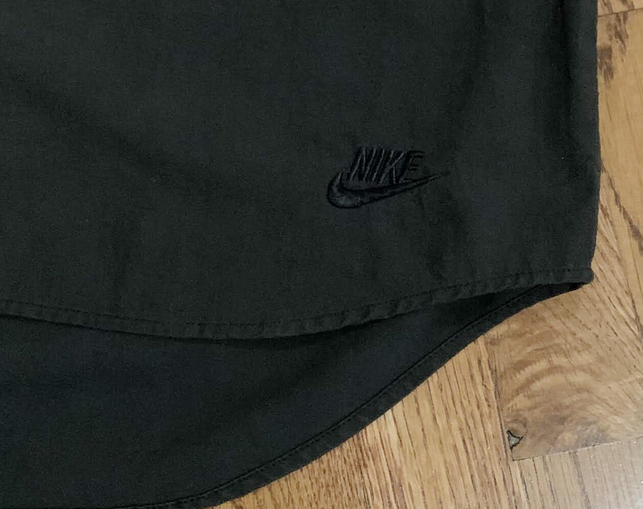 nike logo.jpg