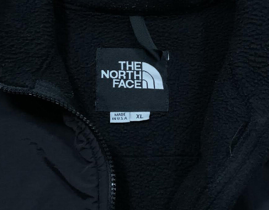 Vintage The North Face Black Denali Fleece Jacket (Size XL) 