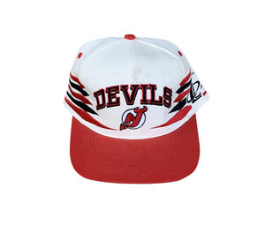 Vintage Snapback New Jersey Devils OG Logo, Men's Fashion, Watches