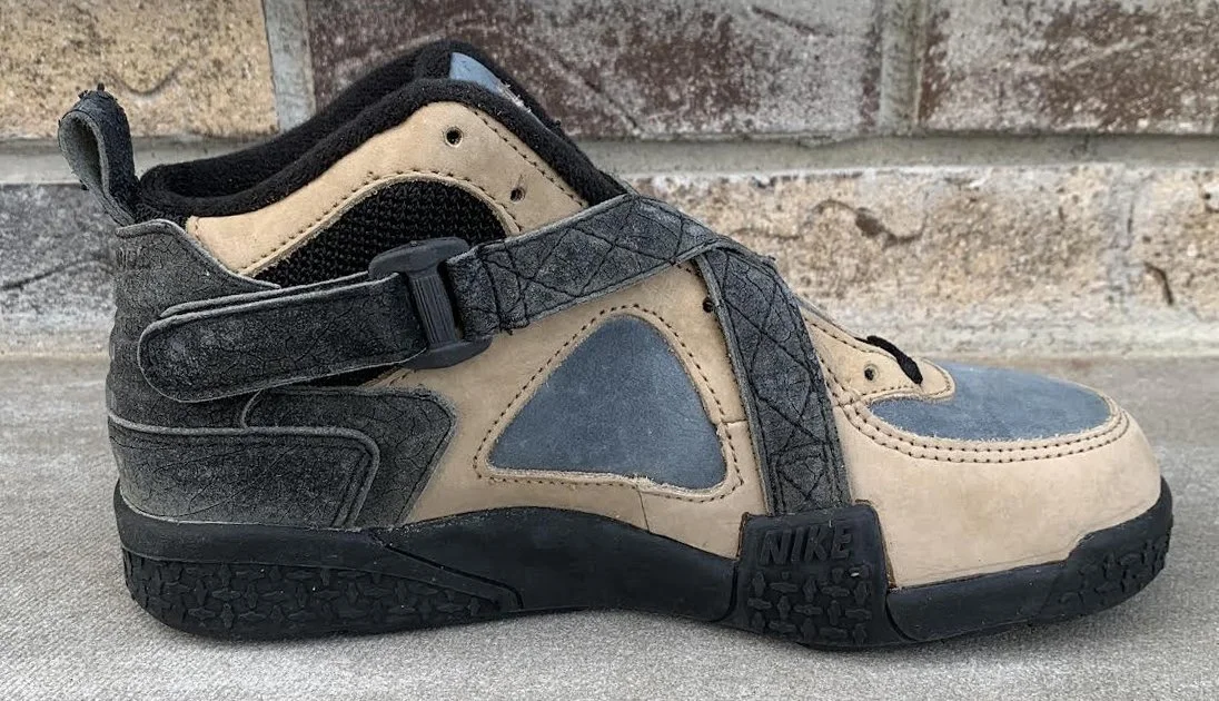 side of Air raid .jpg