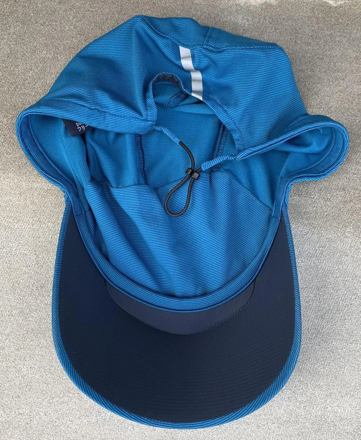 inside of teal motus hat .jpg