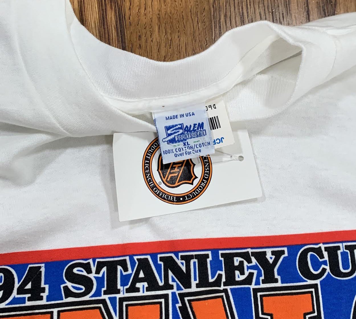 Vintage 1994 Vancouver Canucks T Shirt Stanley Cup Champions Hockey 90s NHL  XL