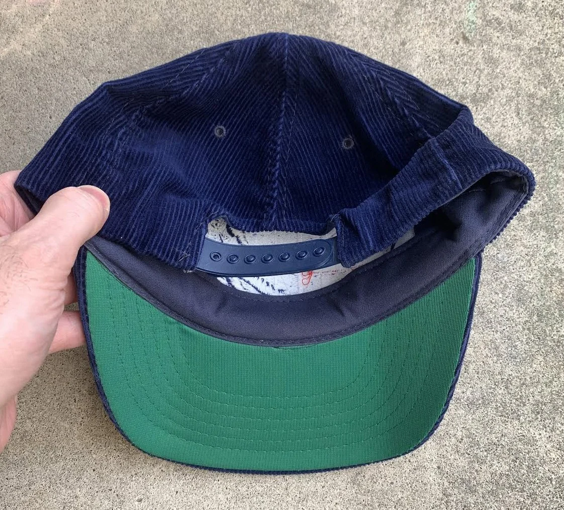 inside of Salomon hat .jpg